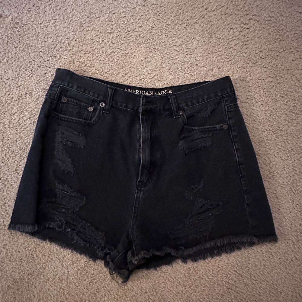 American Eagle Outfitters Black Distressed Women MOM Shorts